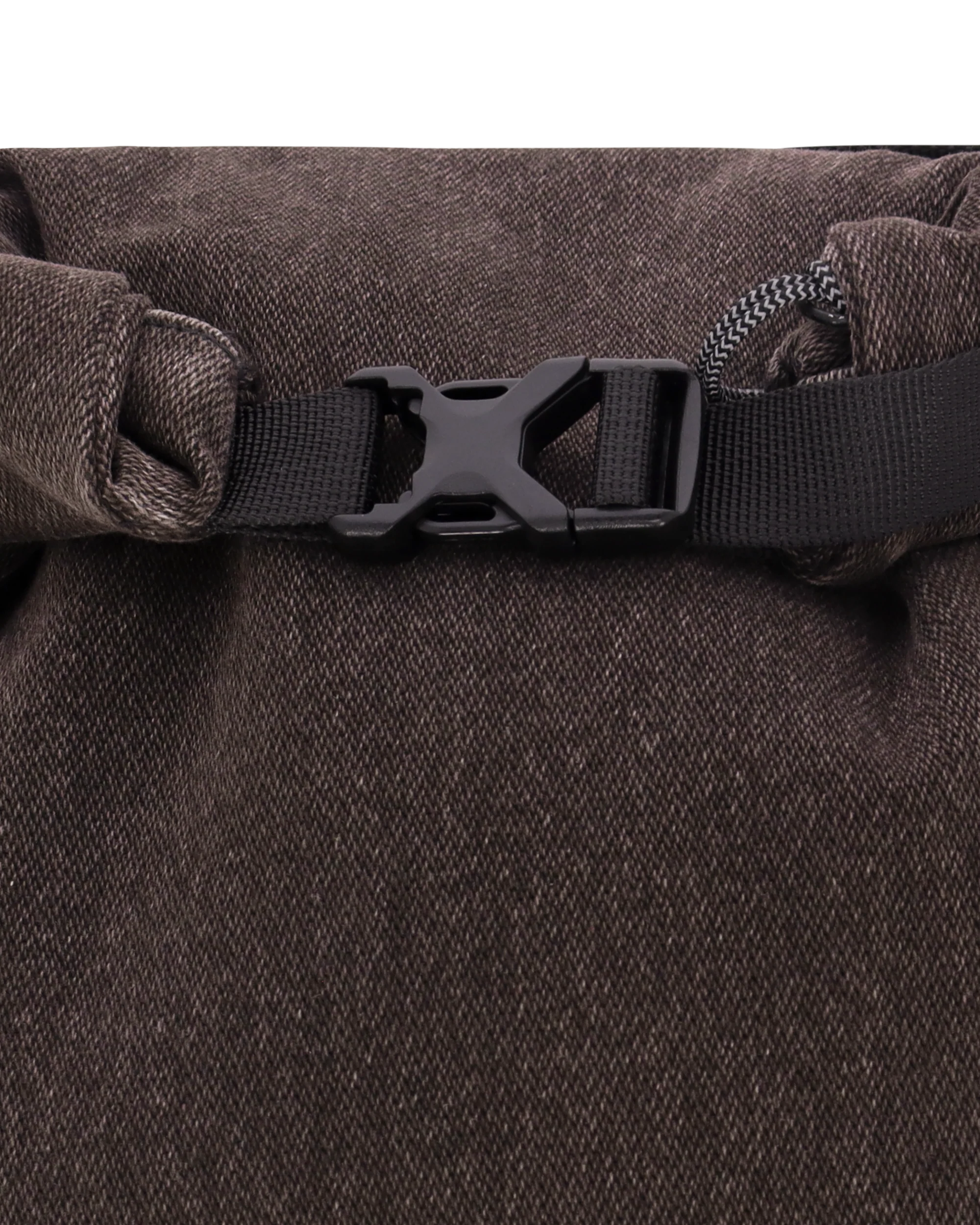 ROA X Wrangler Yuna Crossbody Bag - Image 8