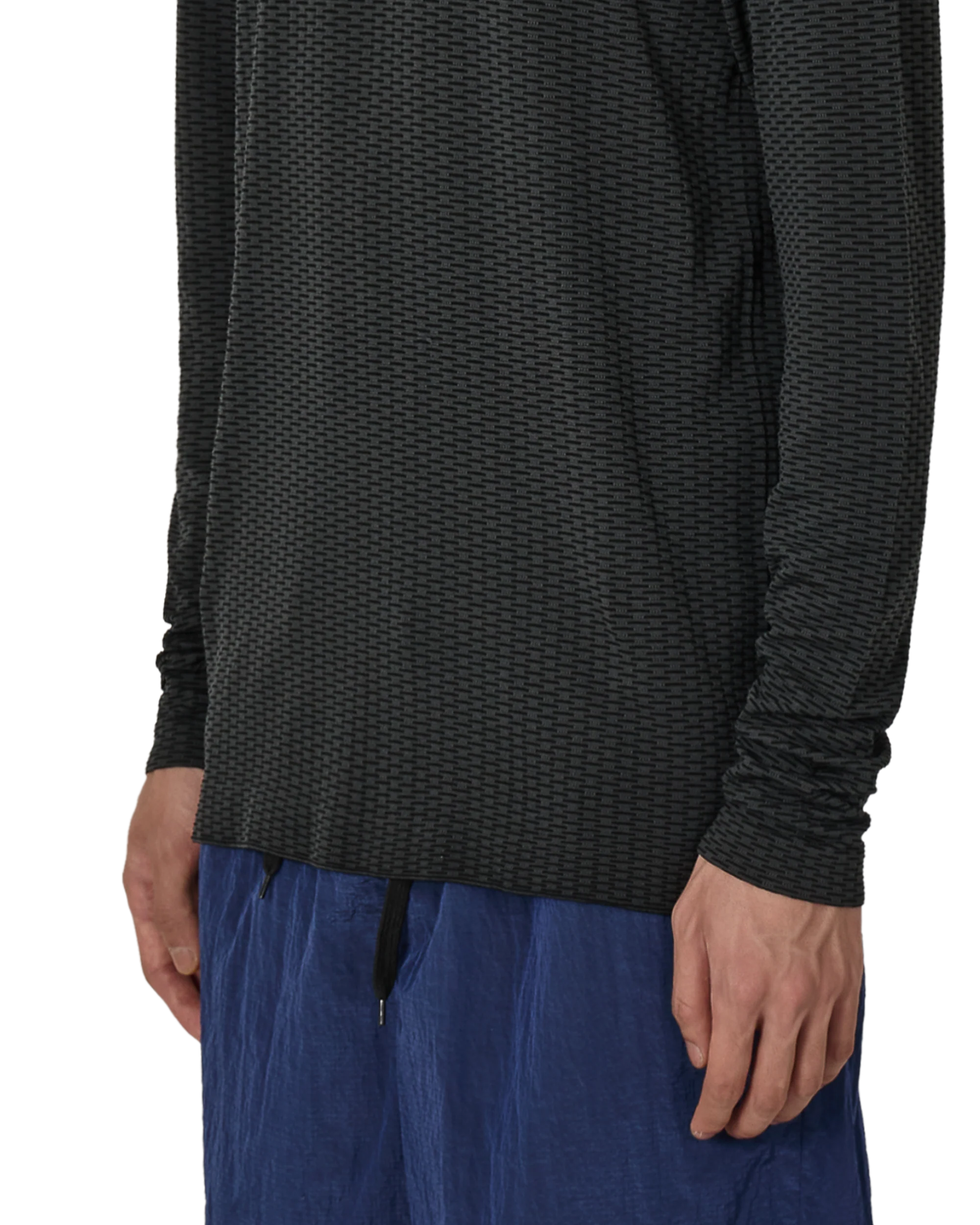 Hivee Dryarn Lightweight Seamless Long Sleeve - Image 6