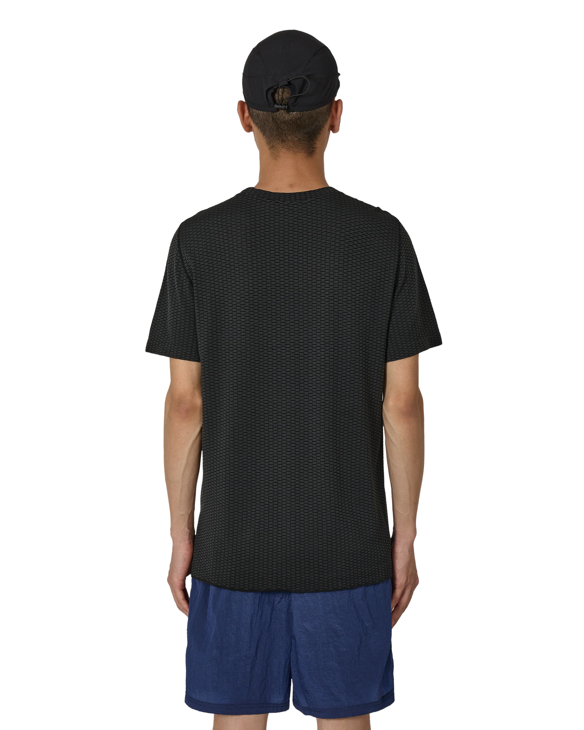 Hivee Dryarn Lightweight Seamless T-Shirt - Image 3