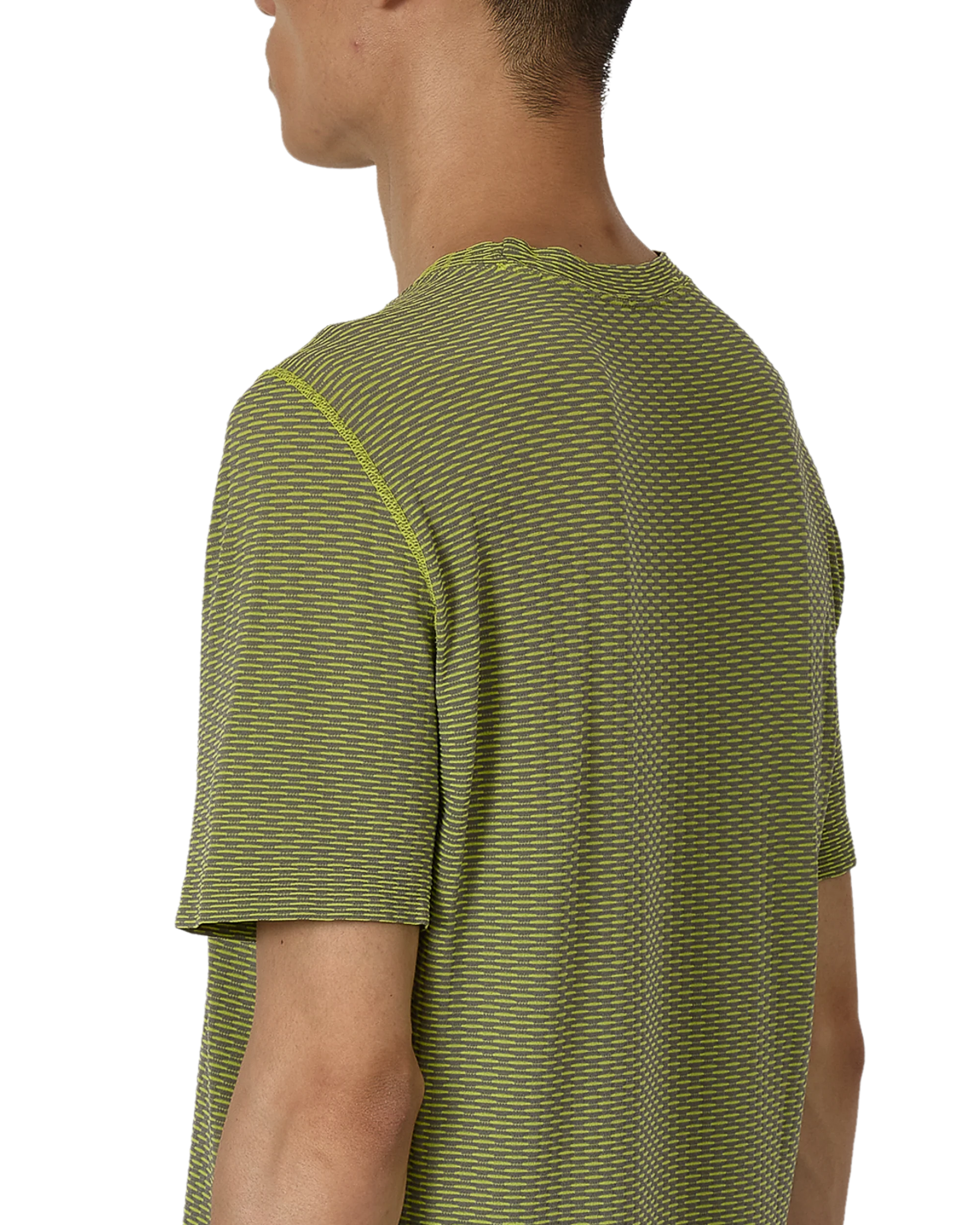 Hivee Dryarn Lightweight Seamless T-Shirt - Image 7