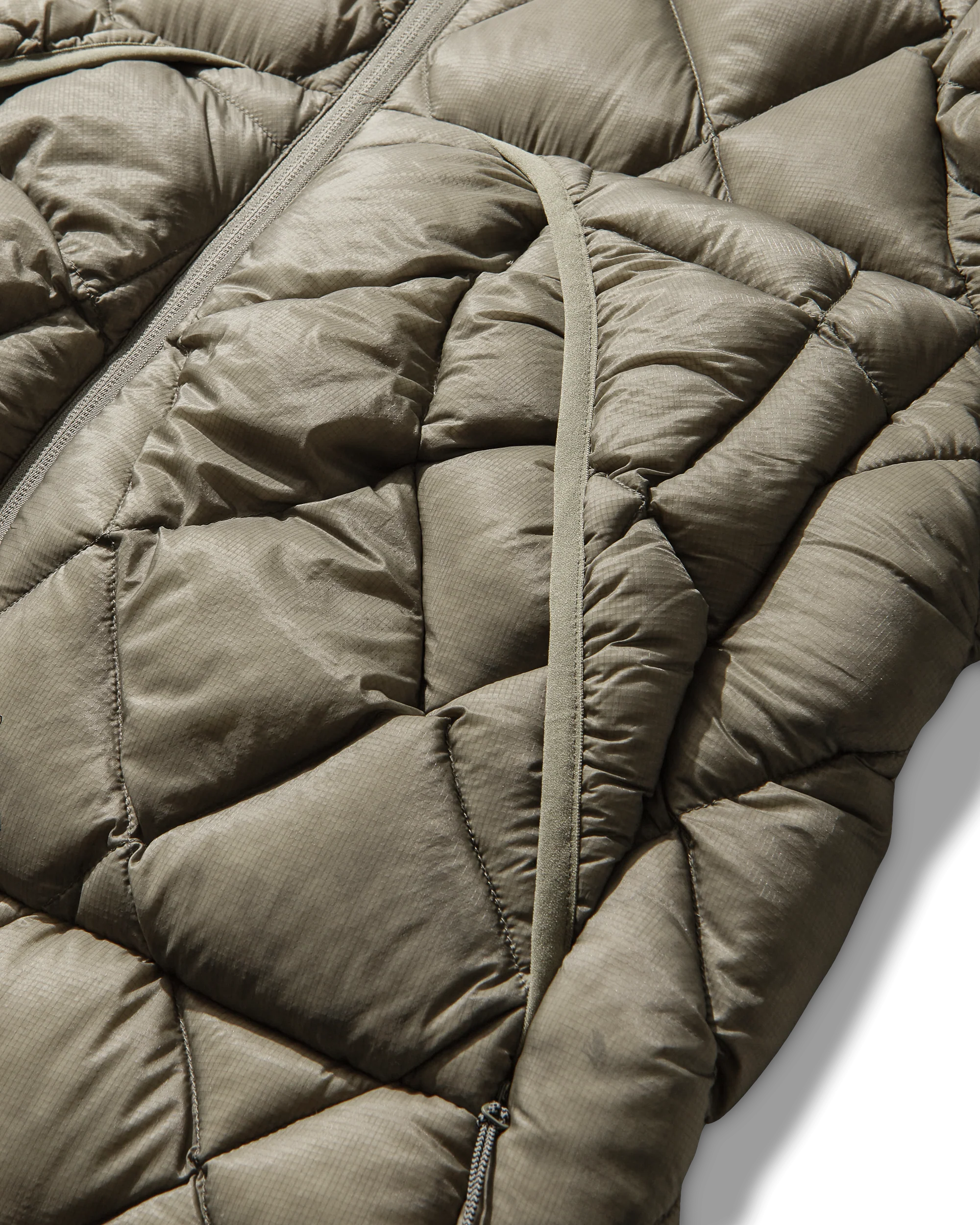Nuna 800 Fill Power Hooded Down Jacket - Image 13
