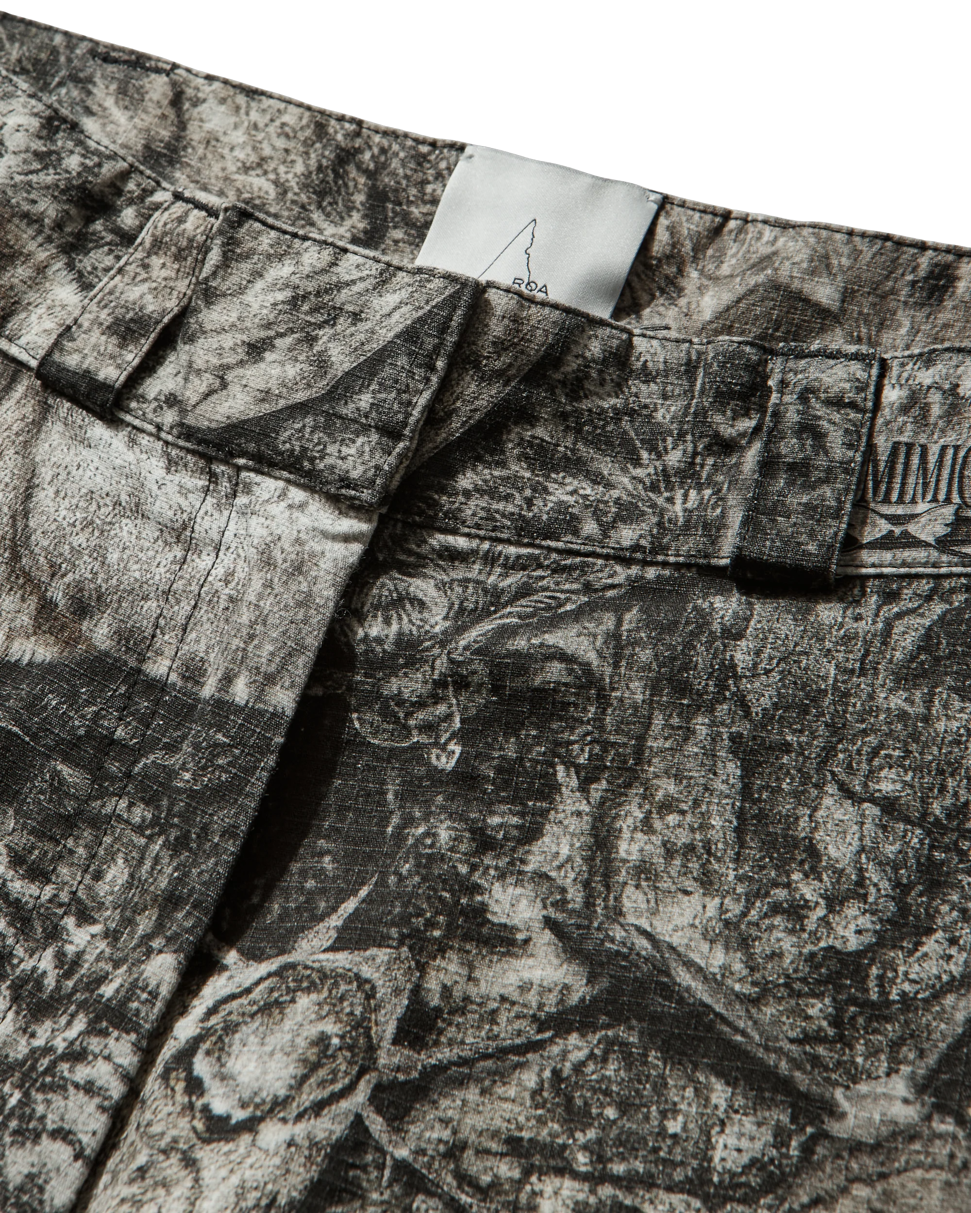 Women's Siera Moth Print 3/4 Pant - Image 12