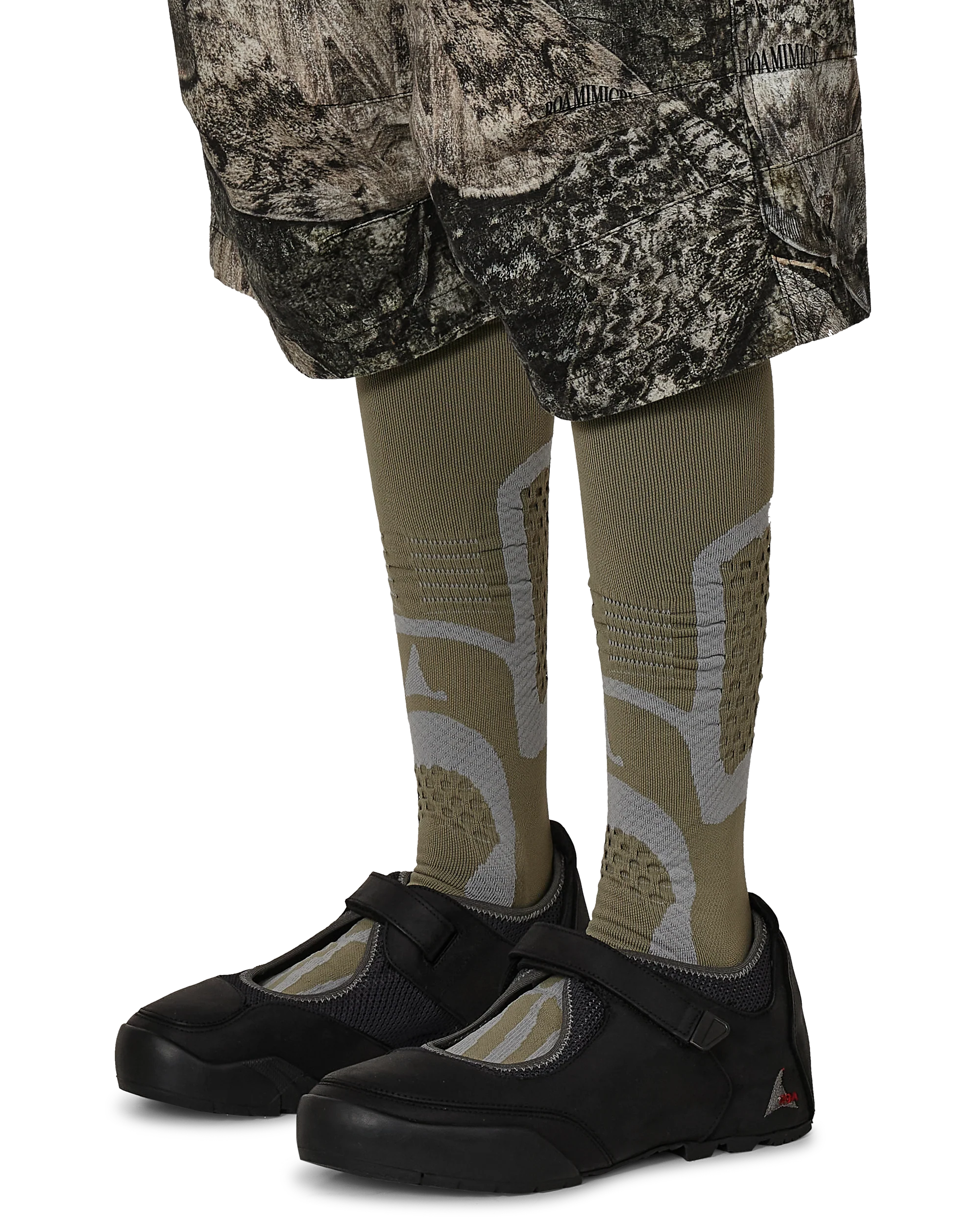 Women's Siera Moth Print 3/4 Pant - Image 7