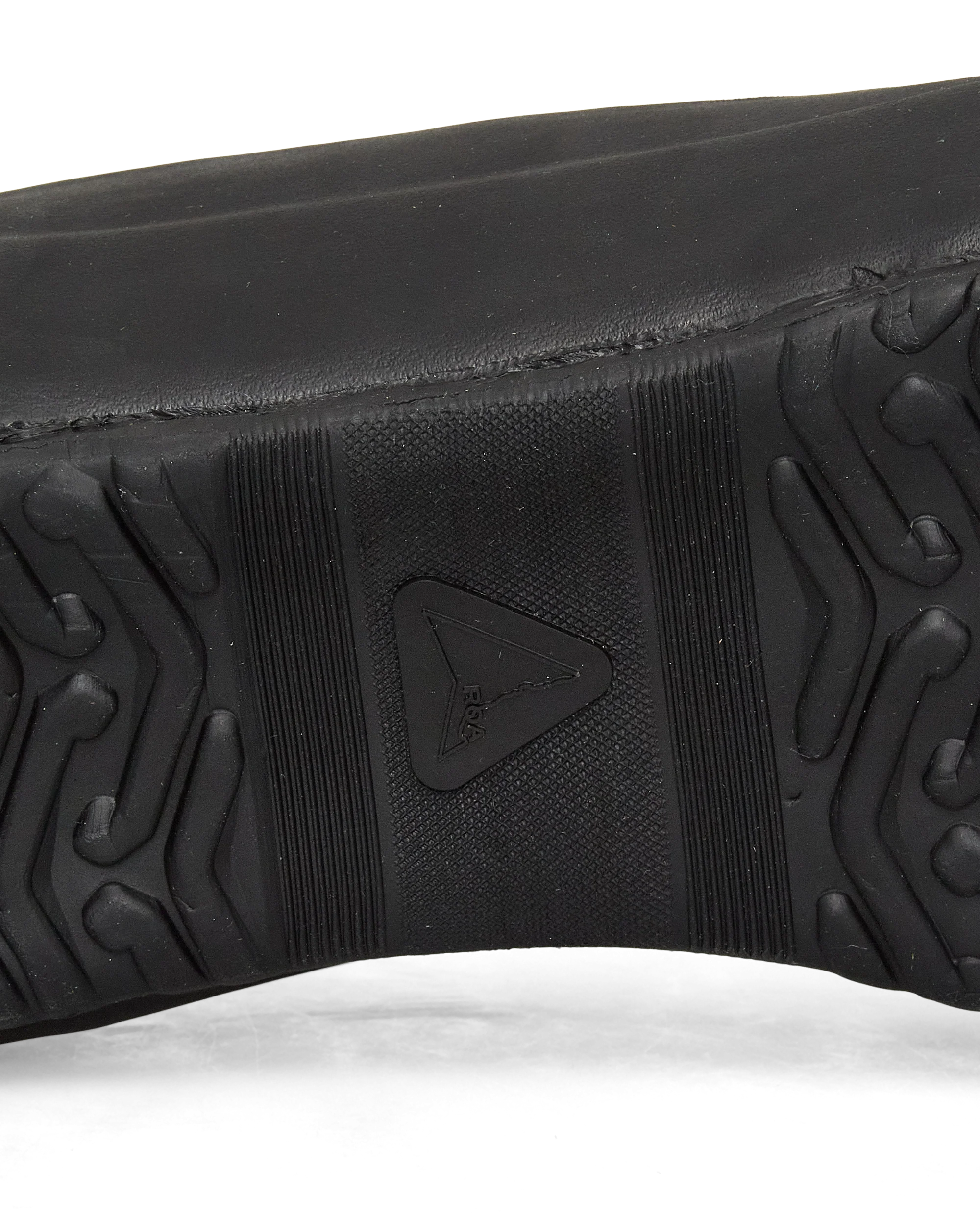 Tuff - Image 8